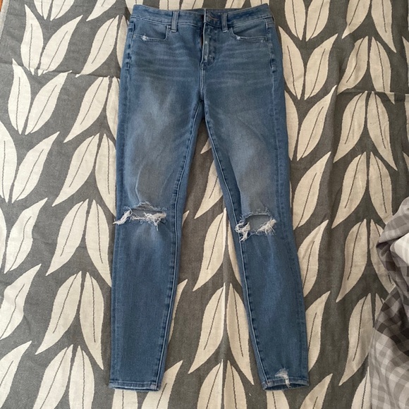 Women American eagle jeans size 4 - Picture 1 of 4